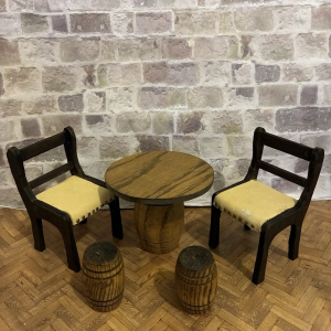 Dolls House 1/12 Small Or 1/16 Scale Miniature Pub Barrel Chairs Table Set